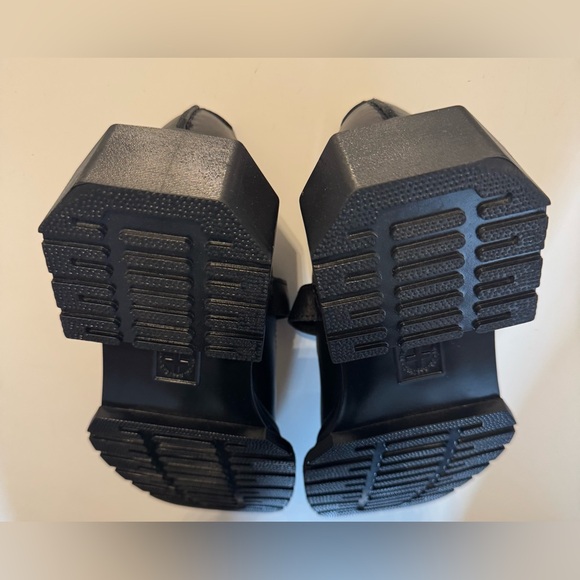 Dr.Martens MAYBOLE MJ Square Toe Mary Jane Shoes NEW - Picture 16 of 16